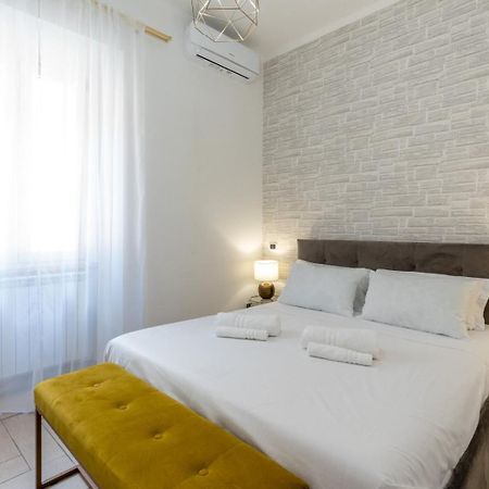 Ciampino-Roma - Modern Apartment-Airport & Station Eksteriør billede