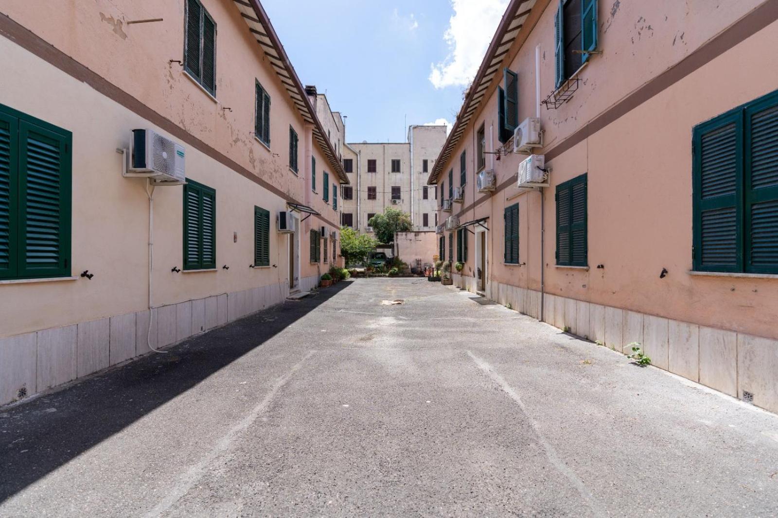 Ciampino-Roma - Modern Apartment-Airport & Station Eksteriør billede